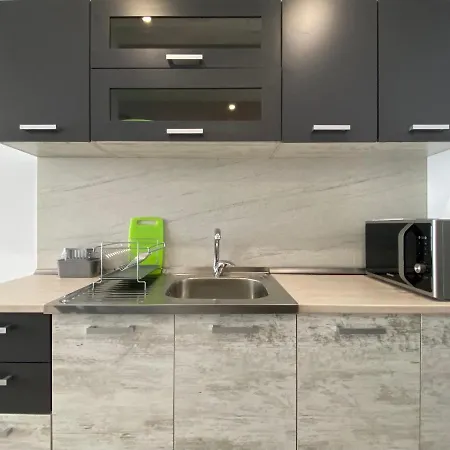 Paradiso 'в' 402 Private Apartment