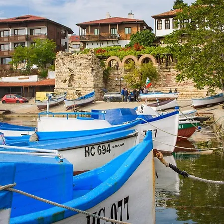 Paradiso 'в' 402 Private Nesebar