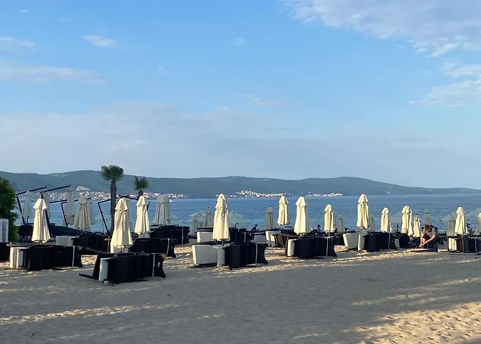 Paradiso 'в' 402 Private Apartament