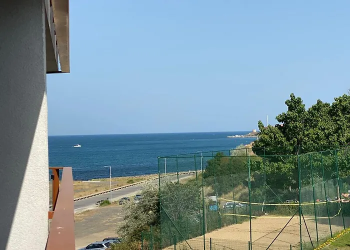 Paradiso 'в' 402 Private Apartament