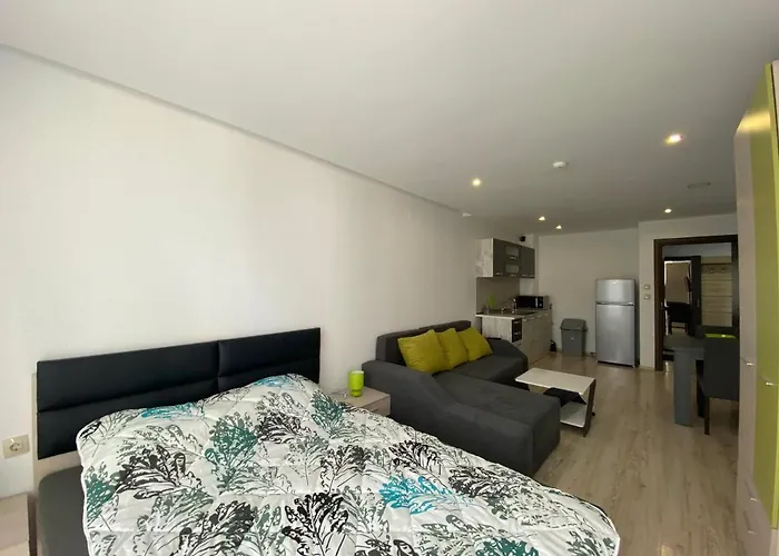 Paradiso 'в' 402 Private Apartament *